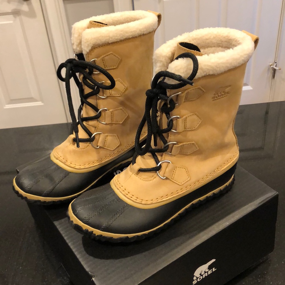 Sorel Winter Caribou Slim Snow boots